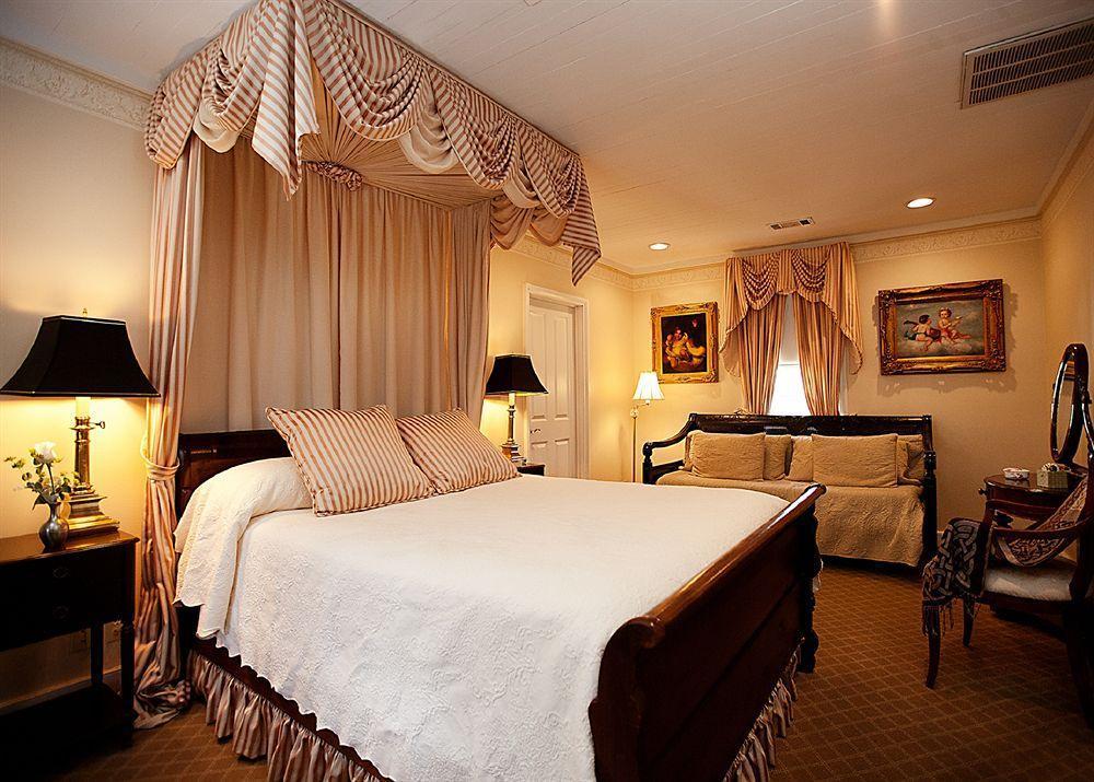 Monmouth Historic Inn Natchez Dış mekan fotoğraf