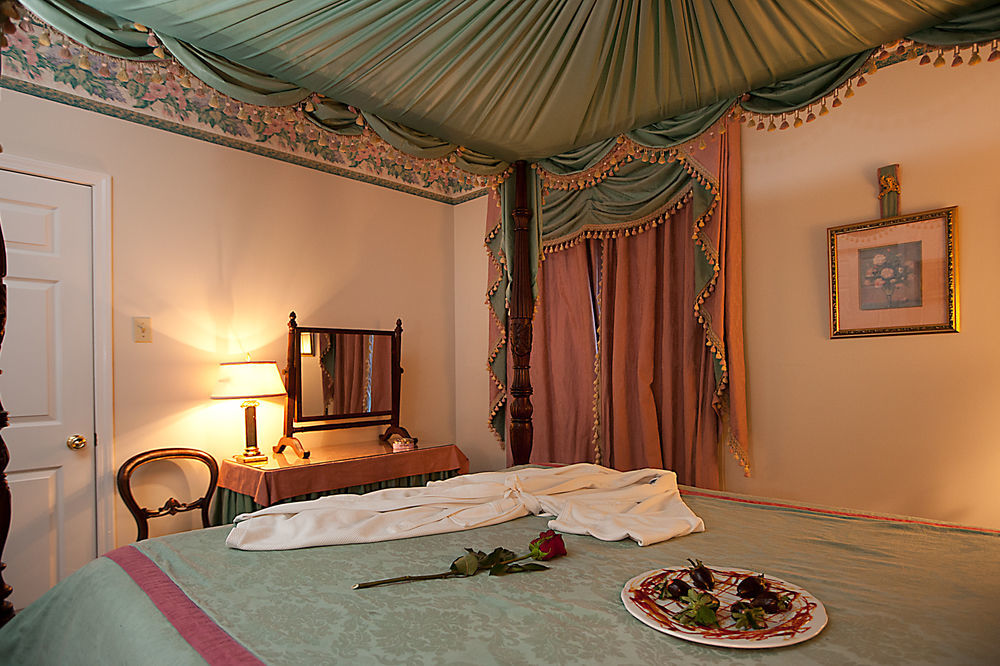 Monmouth Historic Inn Natchez Dış mekan fotoğraf